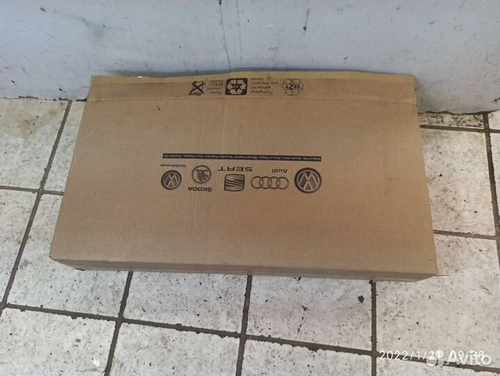 Радиатор кондиционера volkswagen polo 6