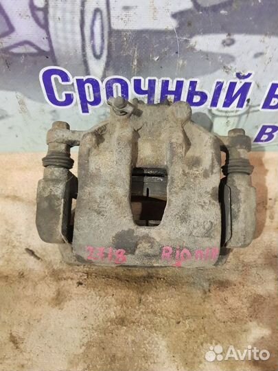 Суппорт передний правый Kia Rio 3