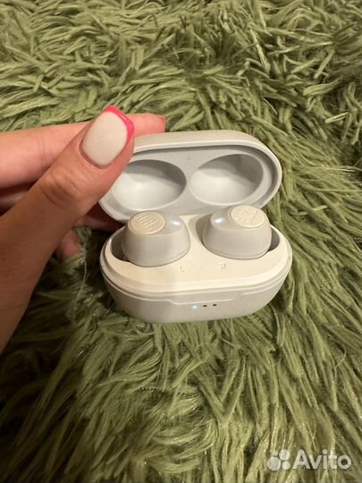 Беспроводные наушники JBL Tune 115 TWS