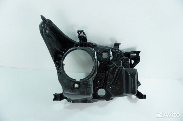 Корпус фары правый Lexus Lx 3 2012-2015