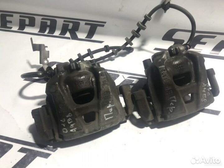 Суппорт передний Audi A4 B8 CDH