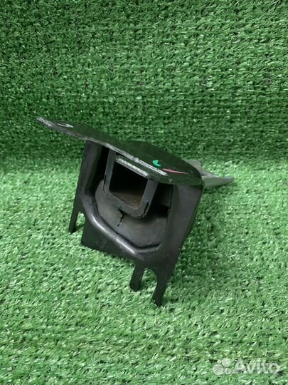 Подушка кпп Лада Веста