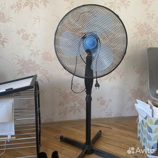 Вентилятор напольный marta