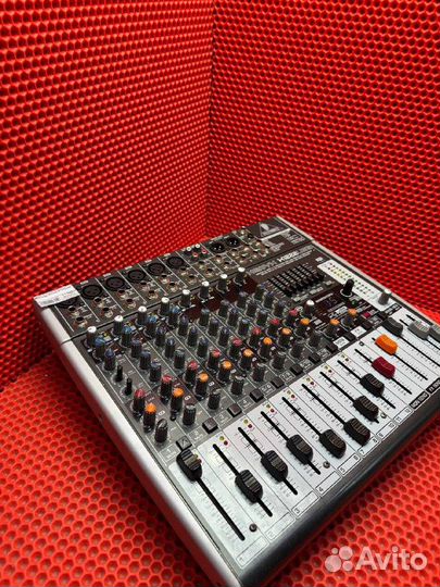 Микшер Xenyx x1222usb