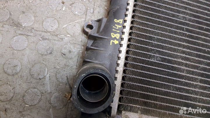Радиатор охлаждения двигателя Volvo XC70