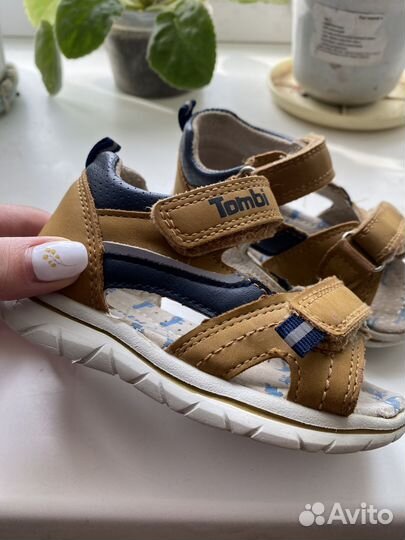 Сандали детские