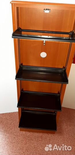 Тумбочка для обуви