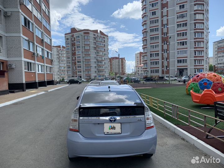 Toyota Prius 1.8 AT, 2011, 158 000 км