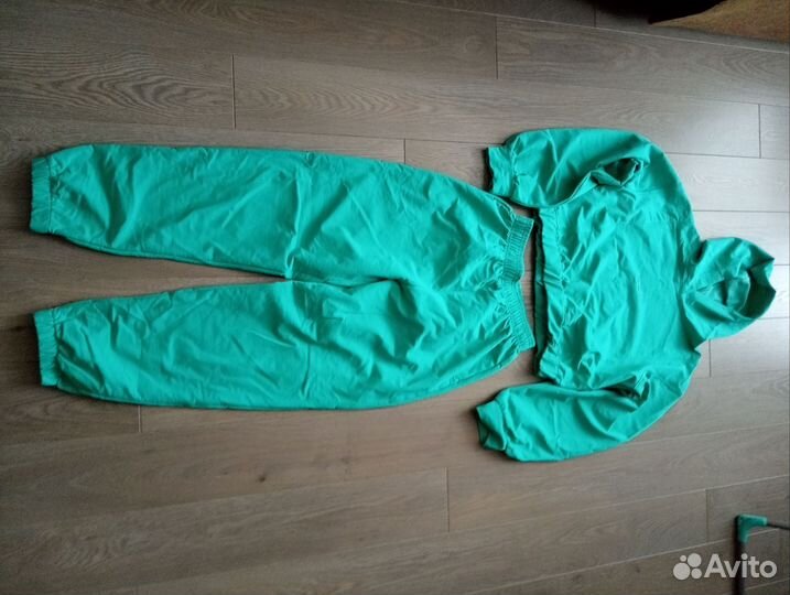 Спортивный костюм женский