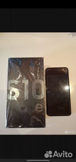 Samsung Galaxy S10e, 6/128 ГБ