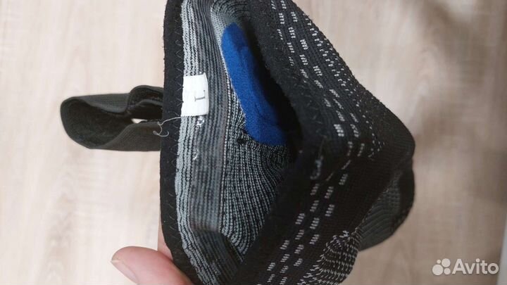 Наколенник ортопедический