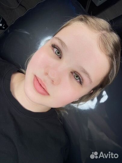 Наращивание ресниц модель