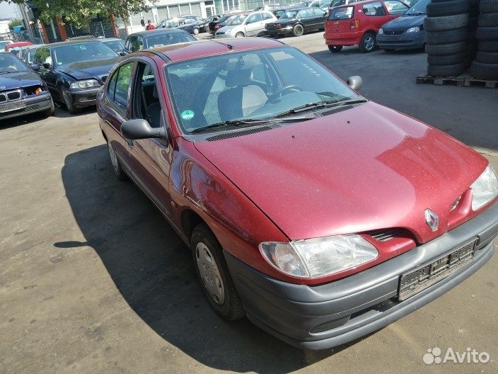 Разбор на запчасти Renault Megane