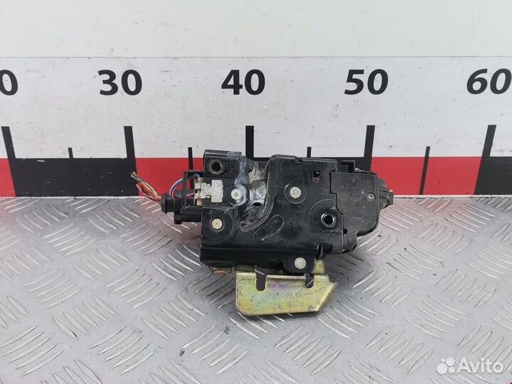 Замок двери передней правой для Audi A6 C5