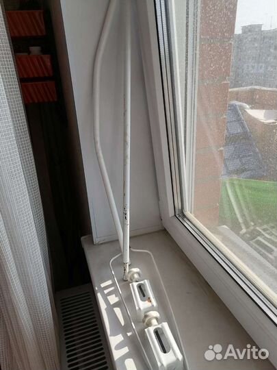 Держатель для балдахина в детскую кровать