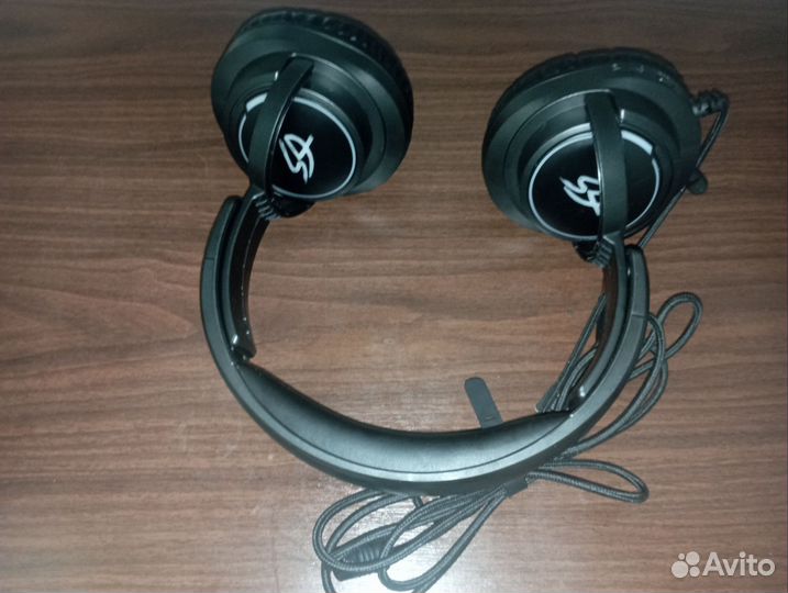 Игровые наушники с микрофоном