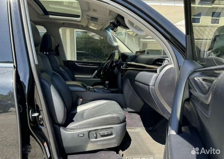 Lexus LX570 2018 в разборе