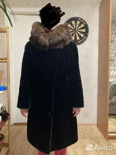 Шуба мутоновая с капюшоном