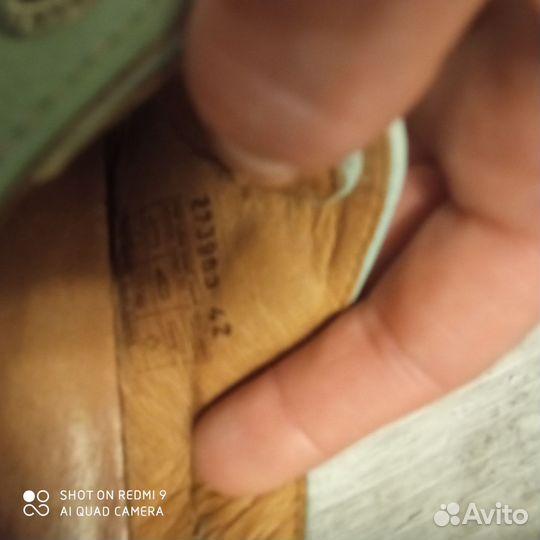 Кроссовки 42р натуральная кожа женские