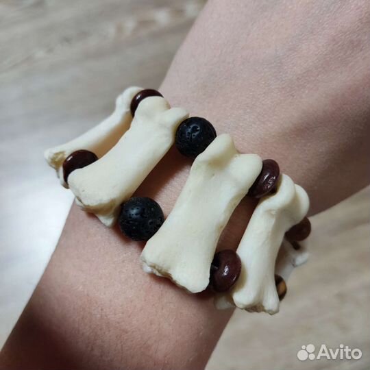 Браслет оберег женский