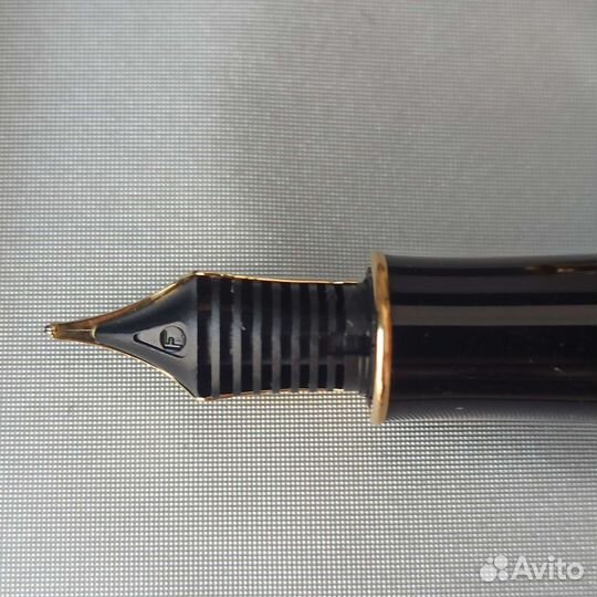 Ручка перьев. Parker Sonnet Dark Grey Laquer