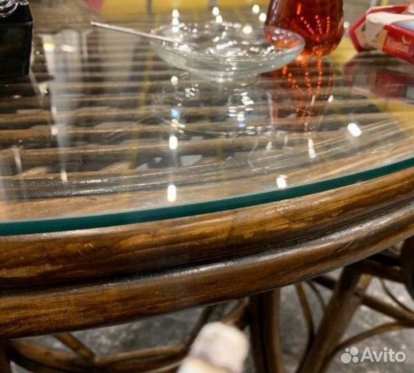 Стекло для столов и комодов любых размеров