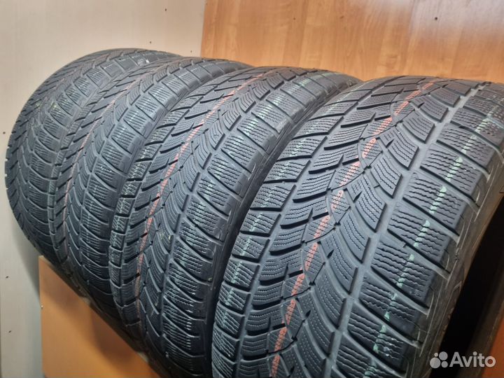 Goodyear UltraGrip Performance Gen-1 275/45 R21