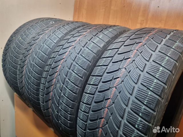 Goodyear UltraGrip Performance Gen-1 275/45 R21