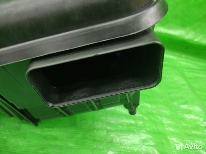 Корпус воздушного фильтра рестайл Dodge / Jeep