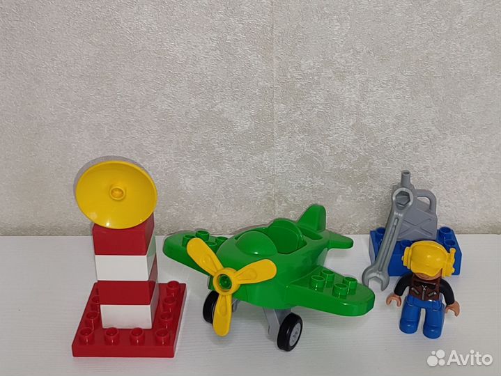 Lego Duplo много