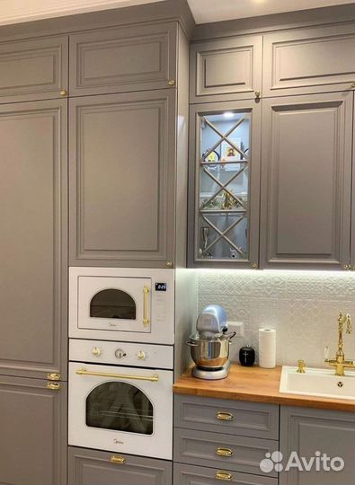 Кухонный гарнитур на заказ. Долговечные материалы