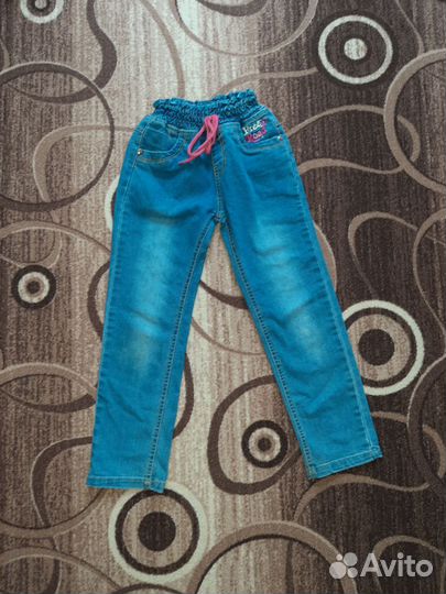 Джинсы для девочки р.122,128