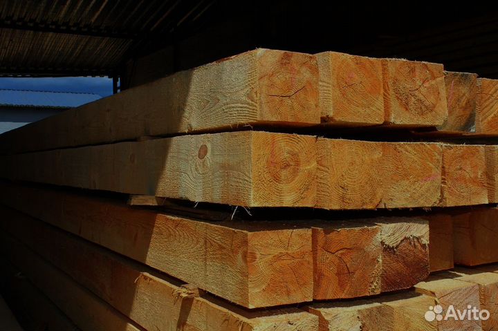 Брус из сосны для надежного строительства