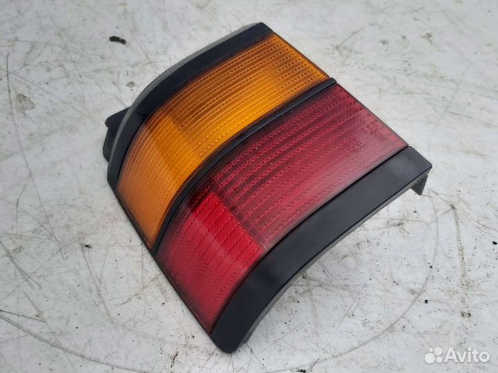 Фонарь задний левый, универсал Volkswagen Passat 3