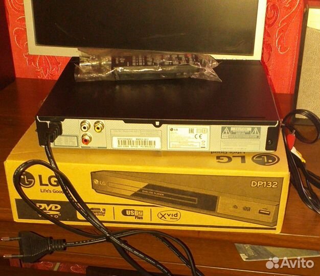 DVD- плеер LG DP132