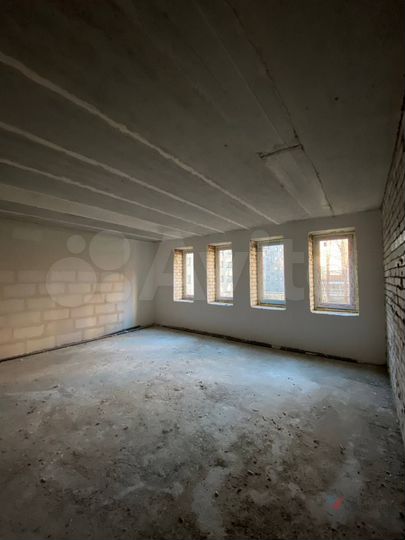 3-к. квартира, 101,8 м², 2/9 эт.