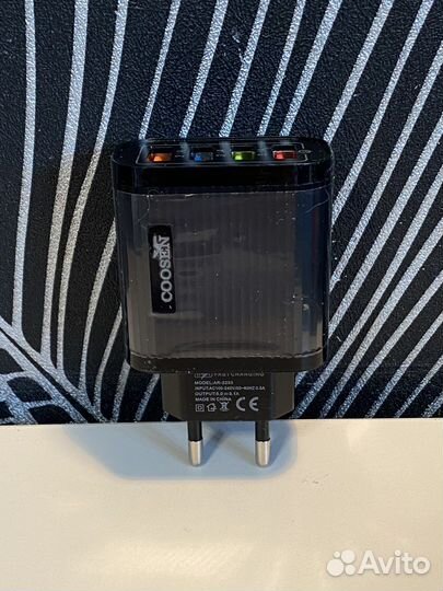 Зарядка Адаптер для iPhone/Android 4 USB