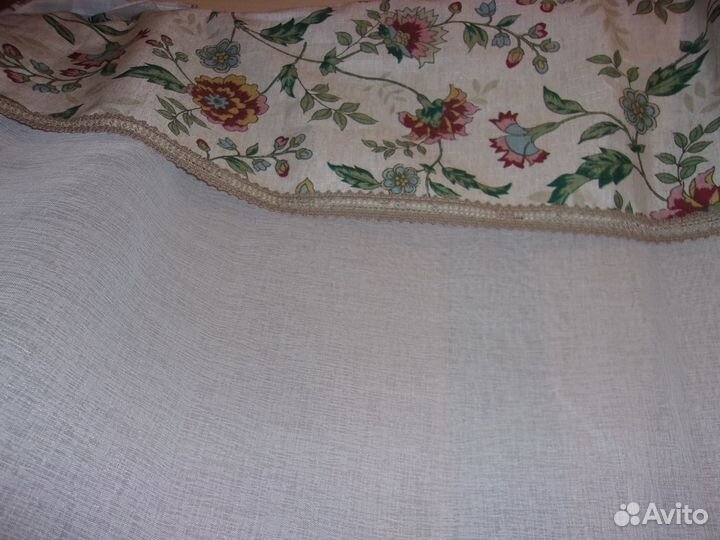 Продается новая штора с ламбрекеном и салфетки