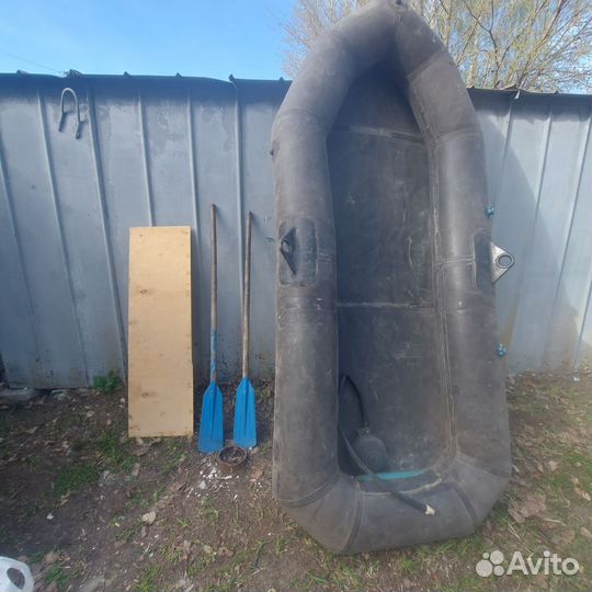 Лодка надувная двухместная