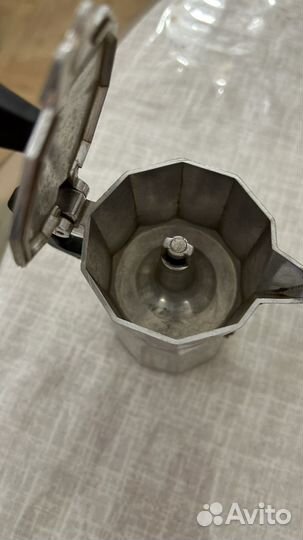 Гейзерная кофеварка