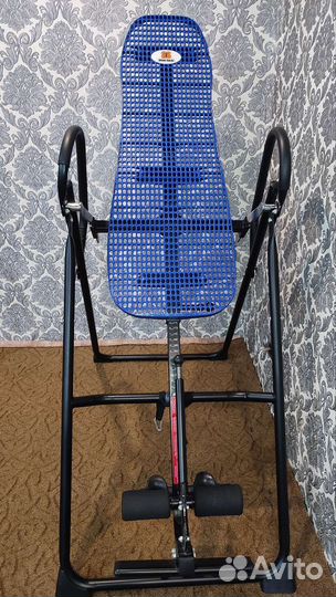 Инверсионный стол для лечения грыжи спины