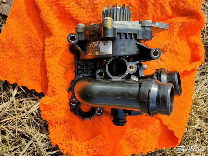 Водяной насос (помпа) VAG