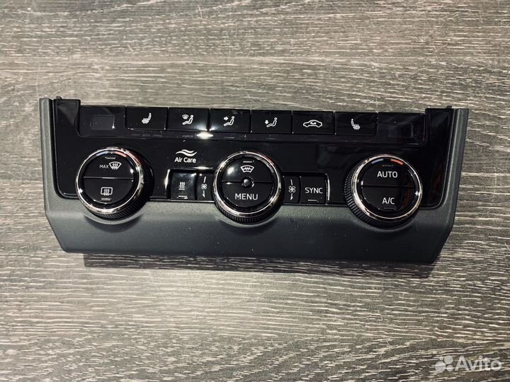Новый климат контроль черный глянец octavia A7 FL