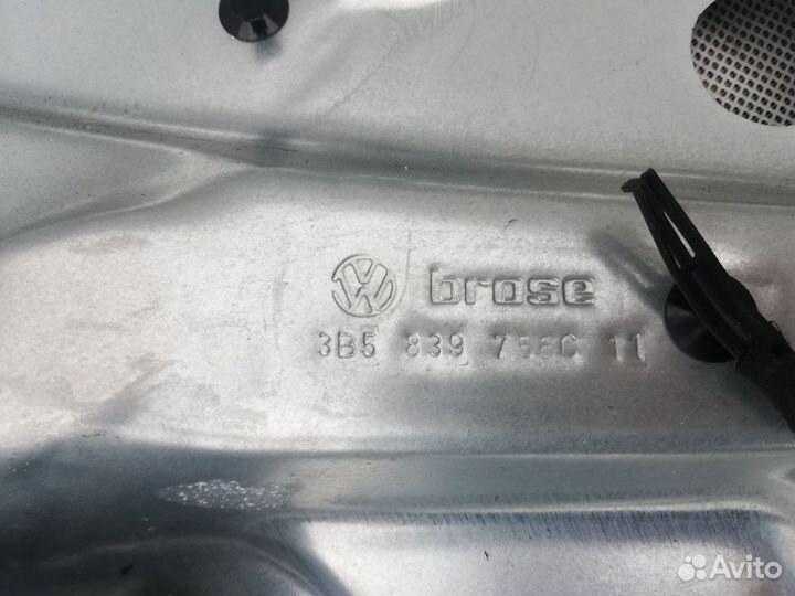 Стеклоподъемник задний правый Volkswagen Passat B5