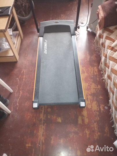 Беговая дорожка электрическая бу unifit ST-530M