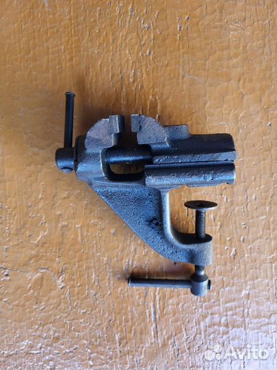 Тиски столярные