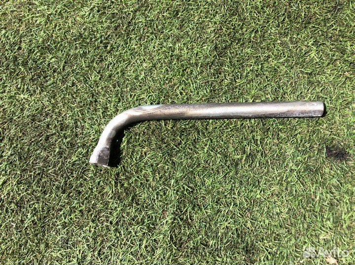 Ключ балонник Volkswagen Tiguan 1 рестайлинг cawa