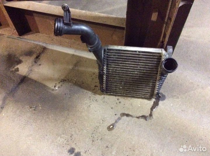 Интеркулер Туарег5.0 дизель