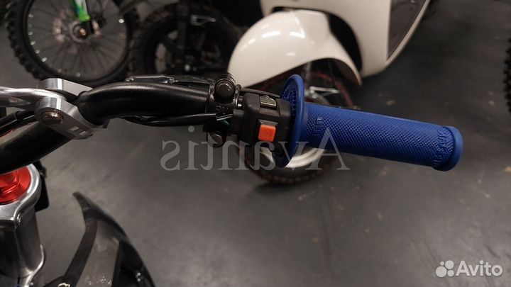 Питбайк Avantis H12-E Classic 17/14 В наличии