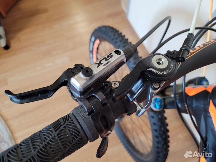 Горный велосипед Scott Scale 740 (2016)